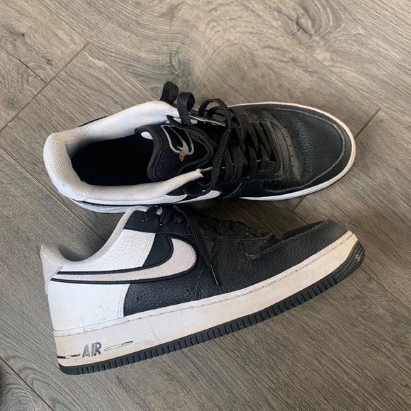 Nike Other - Nike black white Air Force 1 AF 1 size 10